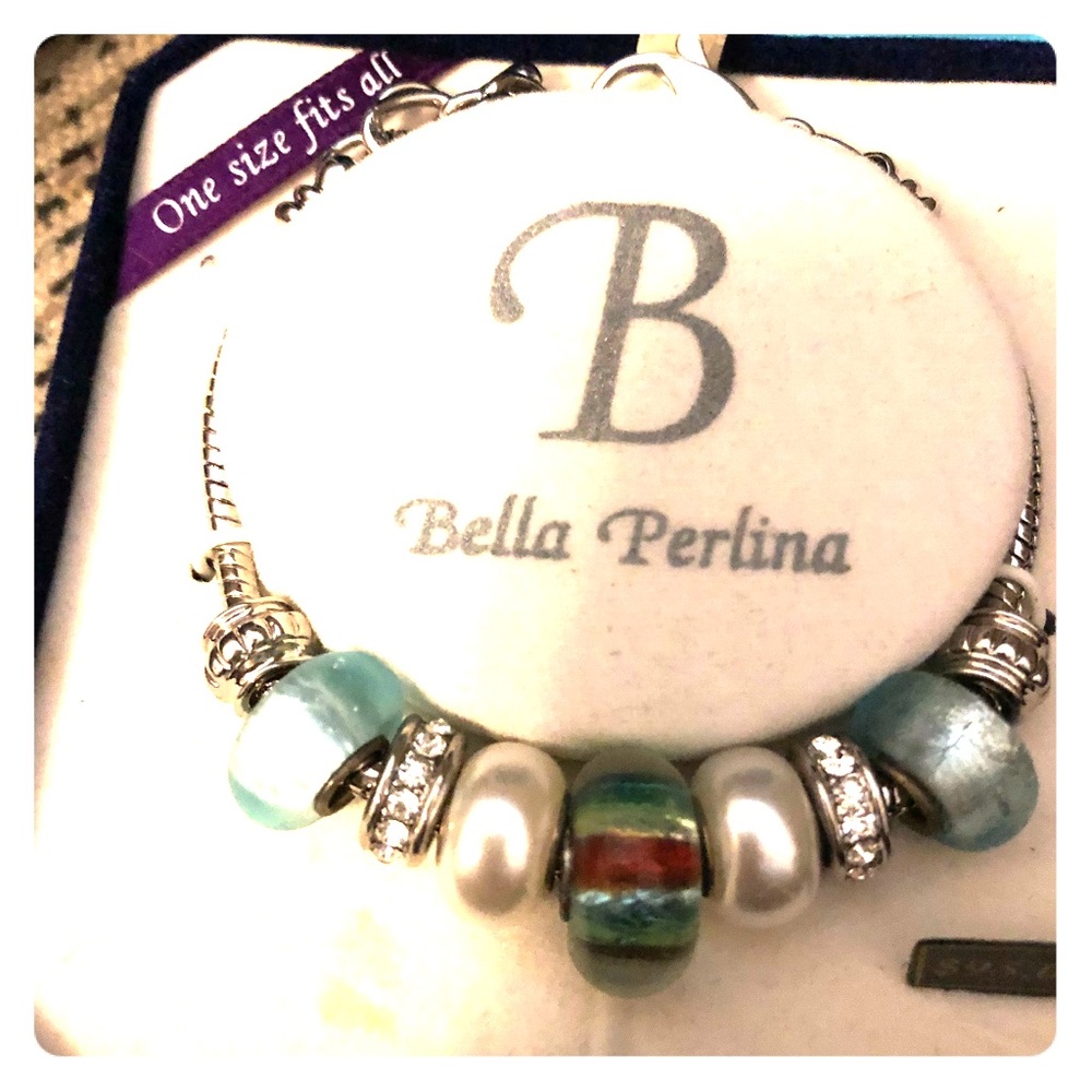 Bella Perlina Bracelet costume jewelry